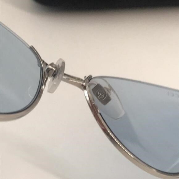 New Authentic Gucci GG1006S 004 Silver Cat-Eye Sunglasses Light Blue Lenses main image 2